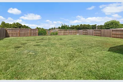 1358 Tee Time Court, Crosby, TX 77532 - Photo 5