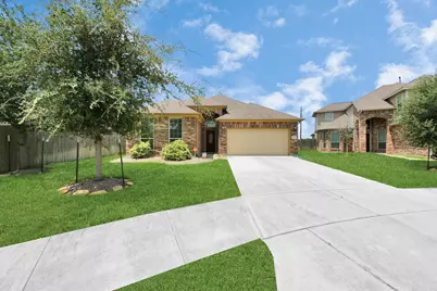 2310 Brett Courts, Missouri City, TX 77459 - Photo 3