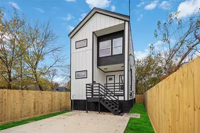 2207 Des Chaumes Street, Houston, TX 77026 - Photo 3