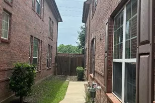 1214 Glenwood Canyon Ln, Houston, TX 77077 - Photo 3