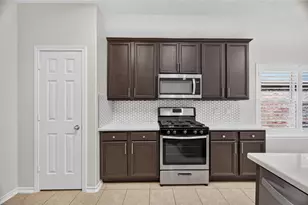 21734 May Apple Ct, Cypress, TX 77433 - Photo 9