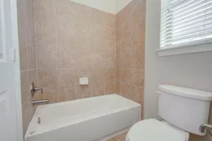 5711 Avon Landing Ln, Sugar Land, TX 77479 - Photo 33