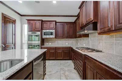 5711 Avon Landing Lane, Sugar Land, TX 77479 - Photo 13