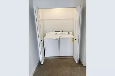 421 W Water St, Flint, MI 48503 - Photo 11