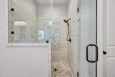 1821 Avery Lane, Friendswood, TX 77546 - Photo 25