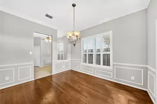 1470 Sherwood Park Cir, Houston, TX 77043 - Photo 19