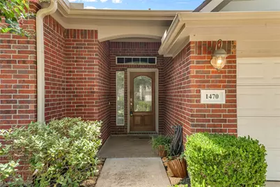 1470 Sherwood Park Circle, Houston, TX 77043 - Photo 3