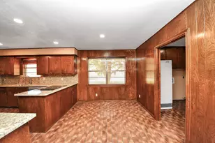 12803 Coolgreen St, Houston, TX 77013 - Photo 13