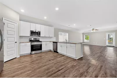 79 Courageous Side Way Way, Magnolia, TX 77354 - Photo 3