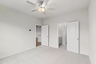 1938 Stargazer Ln, Angleton, TX 77515 - Photo 13