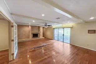 8219 Colgate St, Houston, TX 77061 - Photo 5