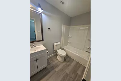 4724 4th           Units    B,C,D,E Street, Bacliff, TX 77518 - Photo 7