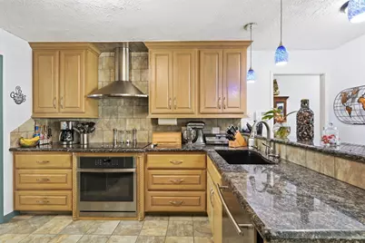 10127 Sageglow Drive, Houston, TX 77089 - Photo 17