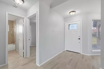 1909 Wildwood Drive, Deer Park, TX 77536 - Photo 5