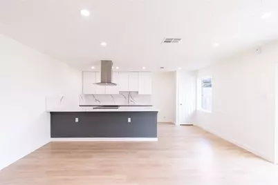 3906 Knotty Oaks Trail, Houston, TX 77045 - Photo 9