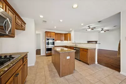 501 Pine Bluff Drive, Friendswood, TX 77546 - Photo 13