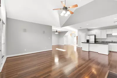 9810 Marlink, Houston, TX 77025 - Photo 7