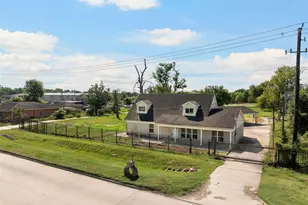 822 Aldine Mail Rte Rd, Houston, TX 77037 - Photo 21