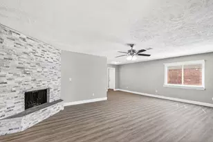 2510 Marble Falls Dr, Spring, TX 77373 - Photo 5