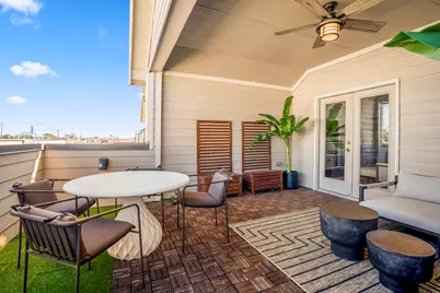 8422 Oak Leaf Point Drive, Houston, TX 77055 - Photo 31