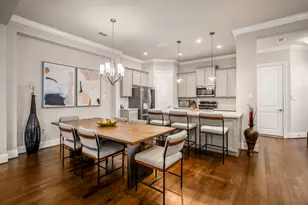 8422 Oak Leaf Point Dr, Houston, TX 77055 - Photo 9