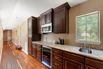 27 Misty Grove Circle, The Woodlands, TX 77380 - Photo 33