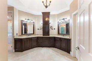 27 Misty Grove Cir, The Woodlands, TX 77380 - Photo 21