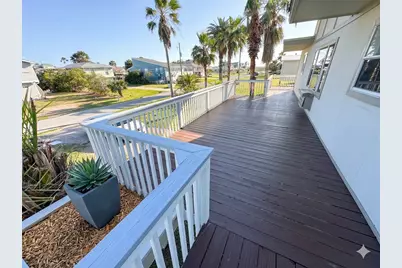 16622 Nassau Way, Jamaica Beach, TX 77554 - Photo 11