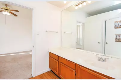 2121 El Paseo Street #1807, Houston, TX 77054 - Photo 5