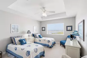 4301 Jolly Roger Rd, Jamaica Beach, TX 77554 - Photo 37