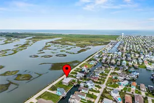 4301 Jolly Roger Rd, Jamaica Beach, TX 77554 - Photo 7