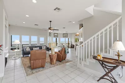 4301 Jolly Roger Road, Jamaica Beach, TX 77554 - Photo 13