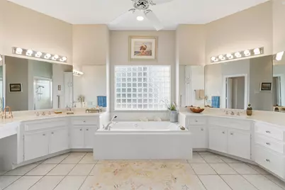 4301 Jolly Roger Road, Jamaica Beach, TX 77554 - Photo 29
