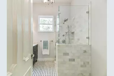 1309 Broadway Street, Galveston, TX 77550 - Photo 13