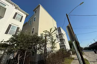 2524 Hutchins St, Houston, TX 77004 - Photo 9