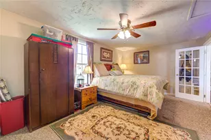 214 South St, Baytown, TX 77520 - Photo 21