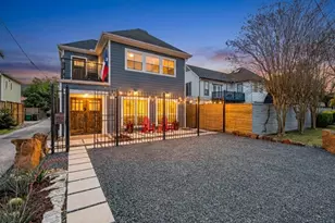 202 E 7th St, Houston, TX 77007 - Photo 1