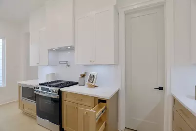 140 E 37th, Houston, TX 77018 - Photo 13