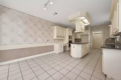 8027 Danette Ct, Houston, TX 77379 - Photo 5