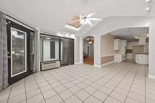 8027 Danette Ct, Houston, TX 77379 - Photo 13