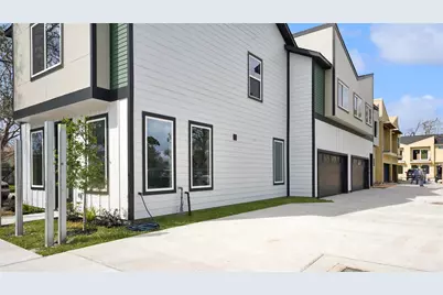 1313 Knight St #1, Houston, TX 77022 - Photo 1