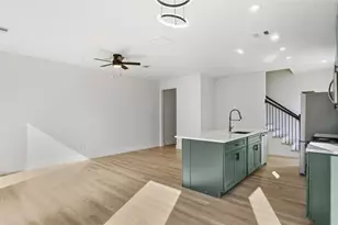 1317 Knight St, Houston, TX 77022 - Photo 7