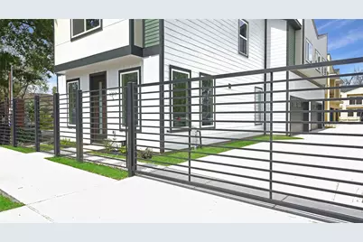 1317 Knight St #1, Houston, TX 77022 - Photo 3