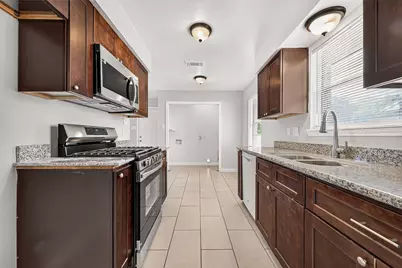 7214 Tours Street, Houston, TX 77036 - Photo 11