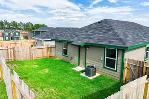 12251 McCrorey Castle Pass, Conroe, TX 77303 - Photo 21