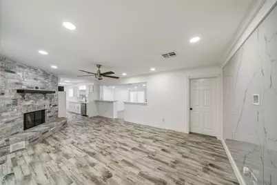2006 Chilton Drive, Baytown, TX 77520 - Photo 9