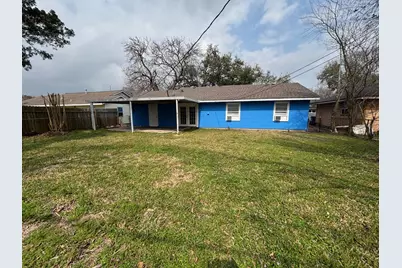 3001 Rust Avenue, Texas City, TX 77590 - Photo 11