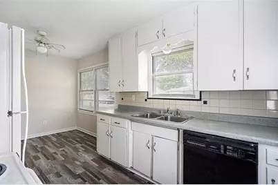 3001 Rust Avenue, Texas City, TX 77590 - Photo 5