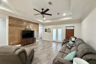 276 Pine Burr St, Vidor, TX 77662 - Photo 5