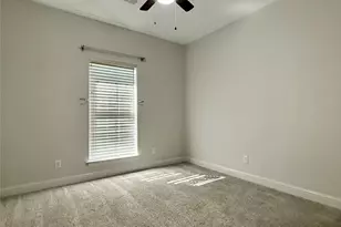 276 Pine Burr St, Vidor, TX 77662 - Photo 17